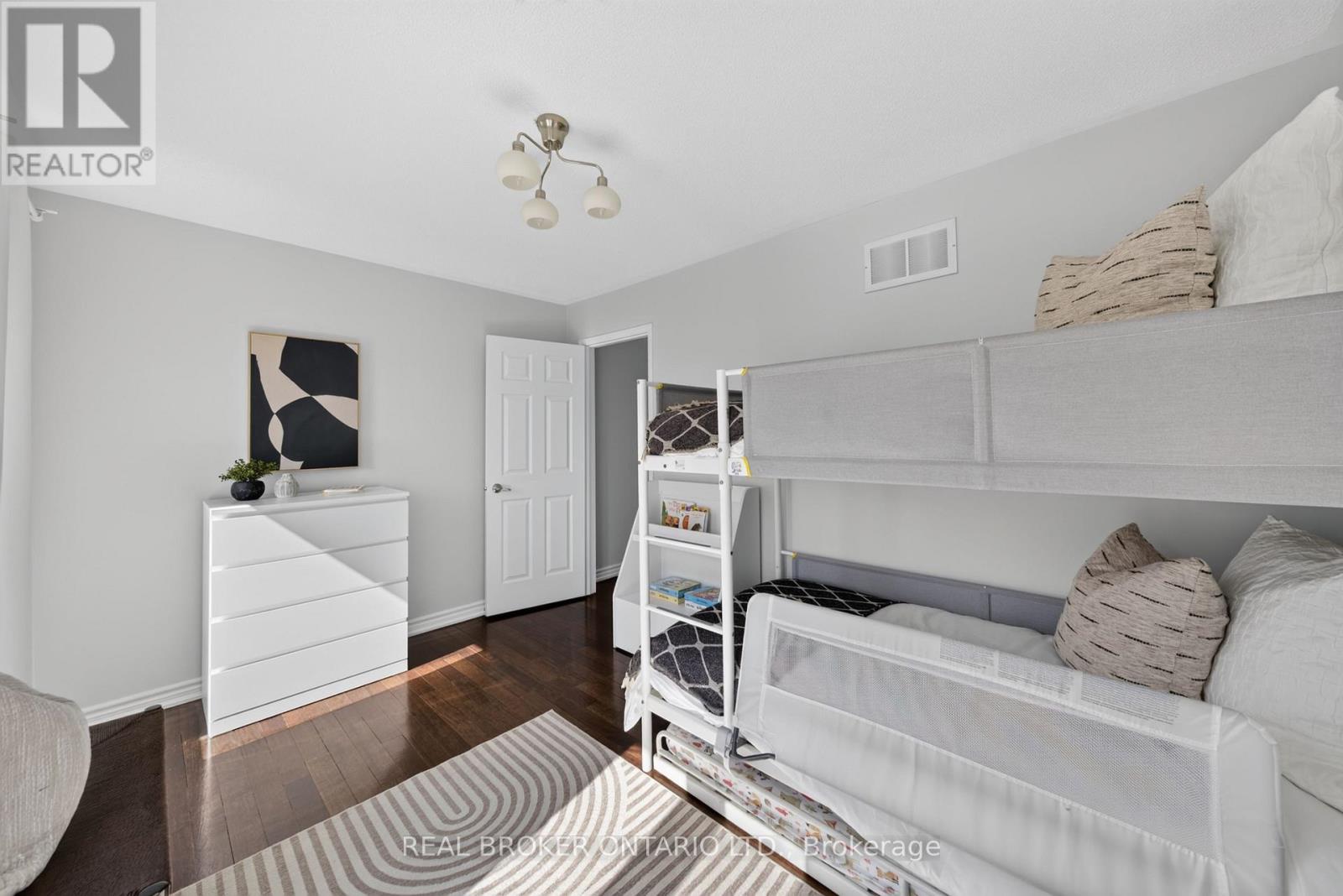 63 ERIC CLARKE DRIVE - Image 25