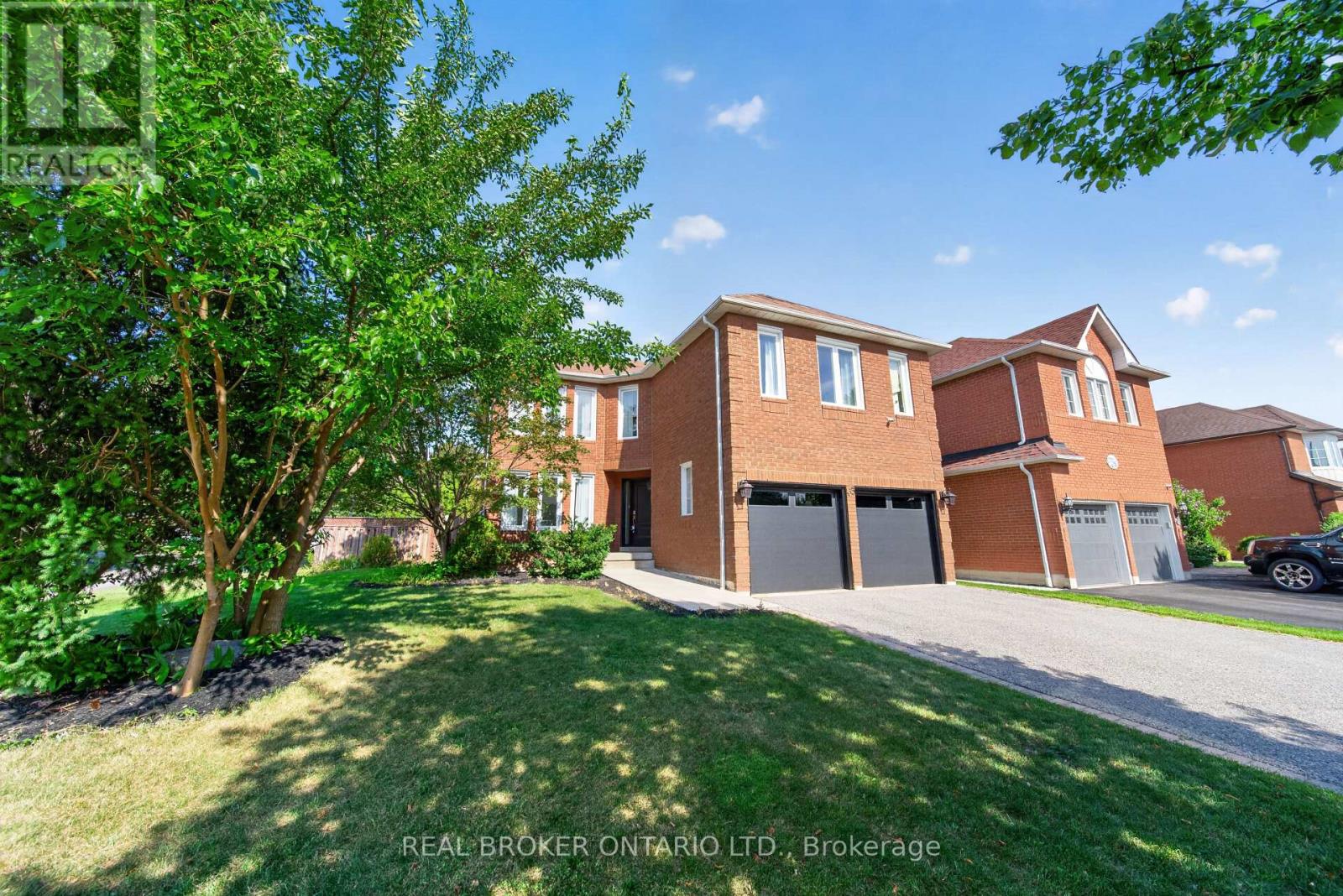 63 ERIC CLARKE DRIVE - 37