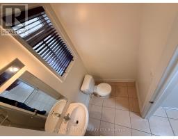 Kitchen - 1600 Rockaway Street, Oshawa, ON L1K0L8 Photo 7