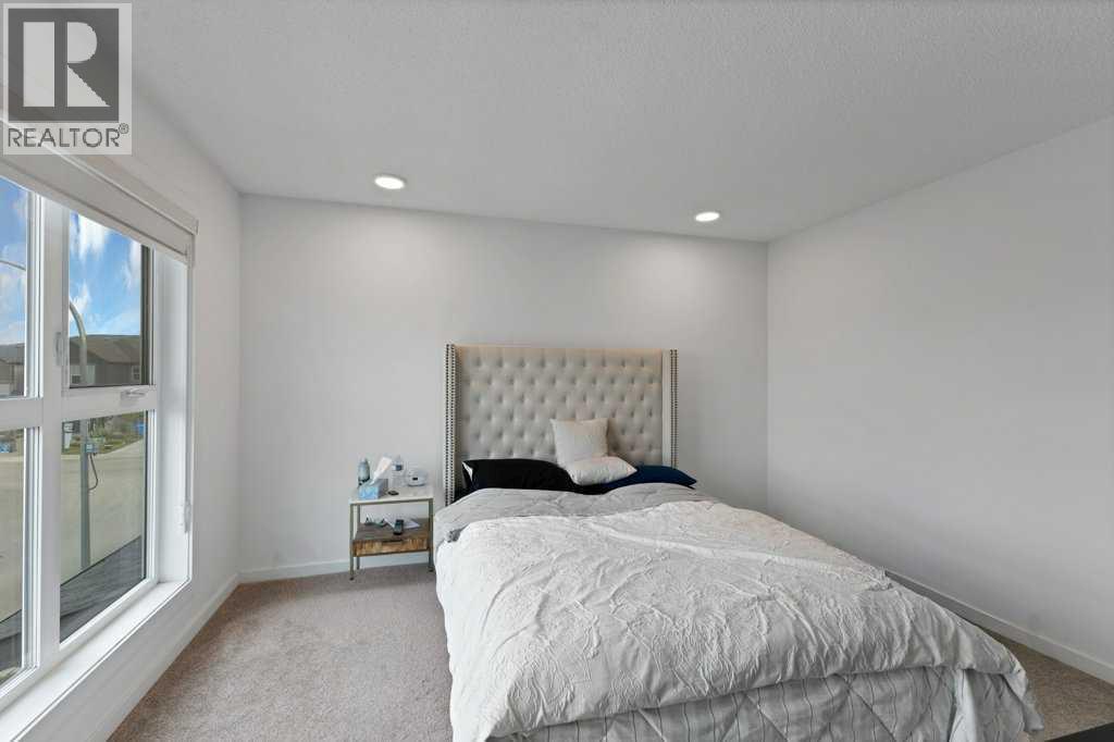 25 Savanna Manor NE - 25