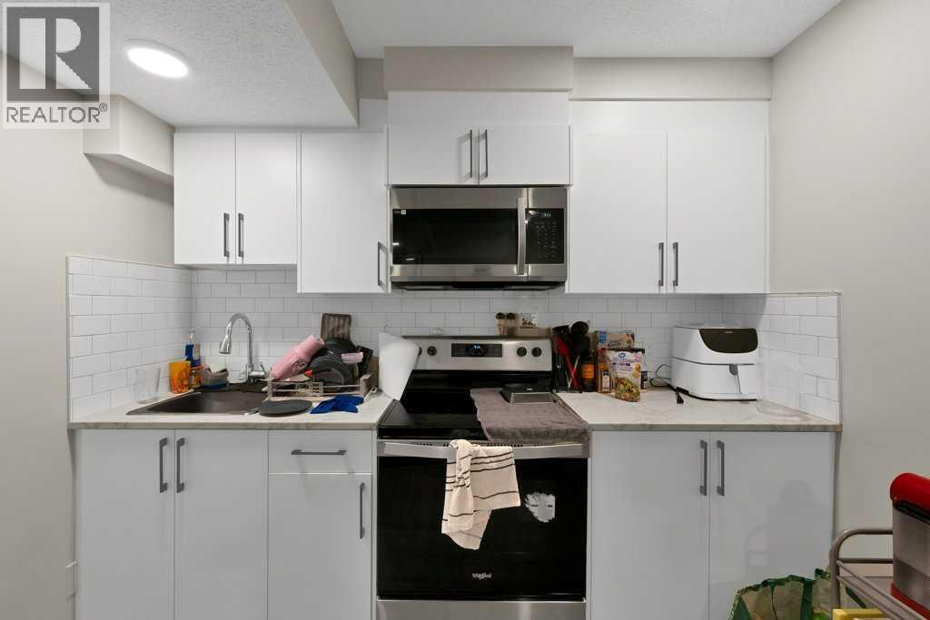 25 Savanna Manor NE - 35