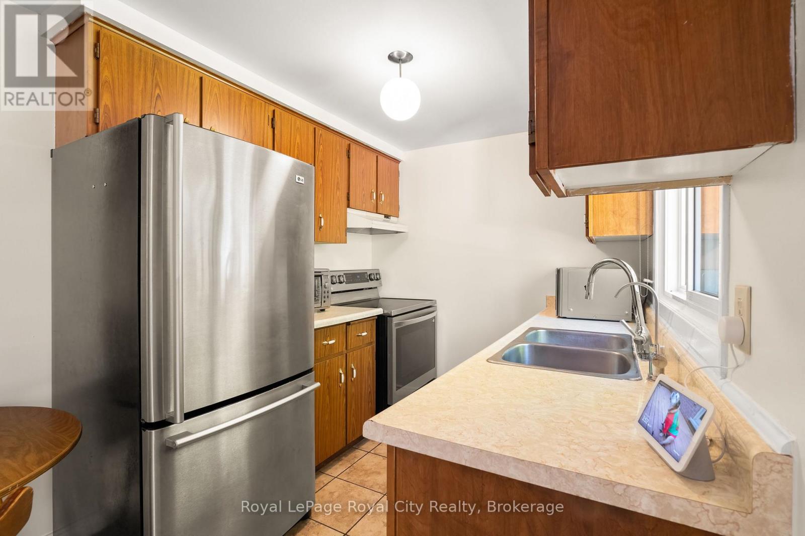 121 IMPERIAL ROAD N - 15