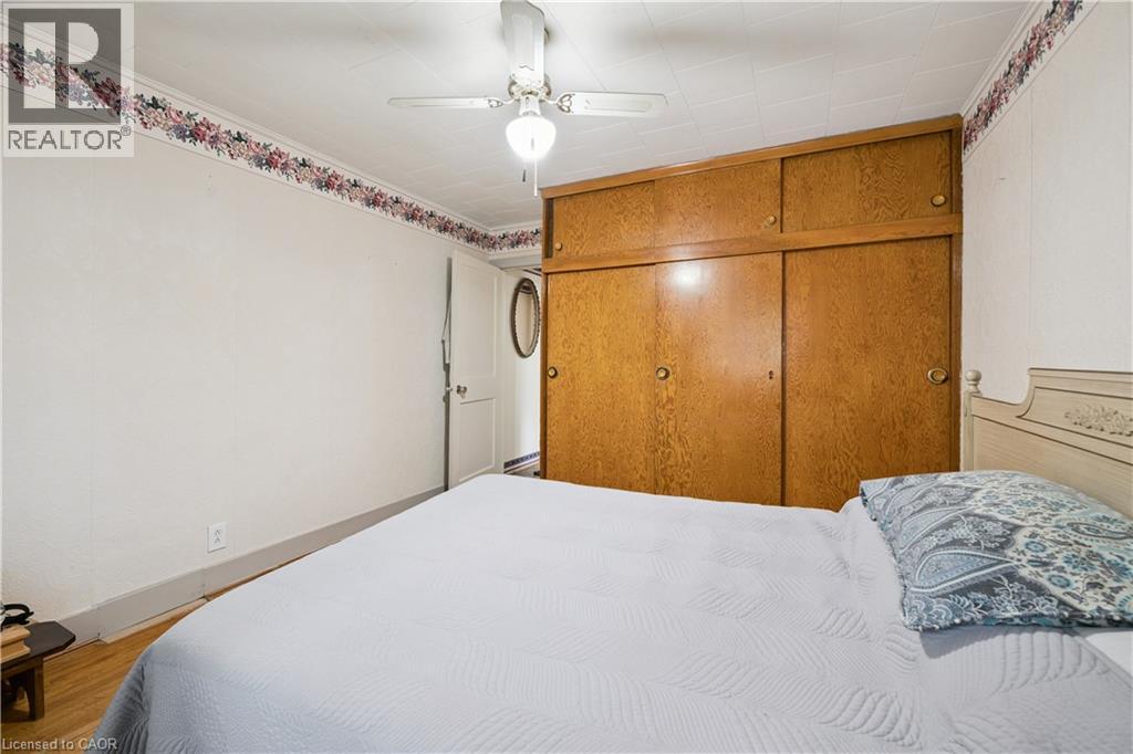 308 MOORE Street - 17