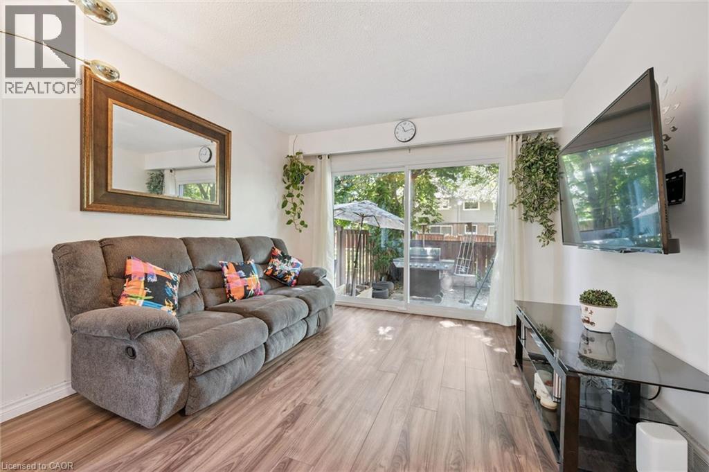 #53 46 CEDARWOODS Crescent - Image 9