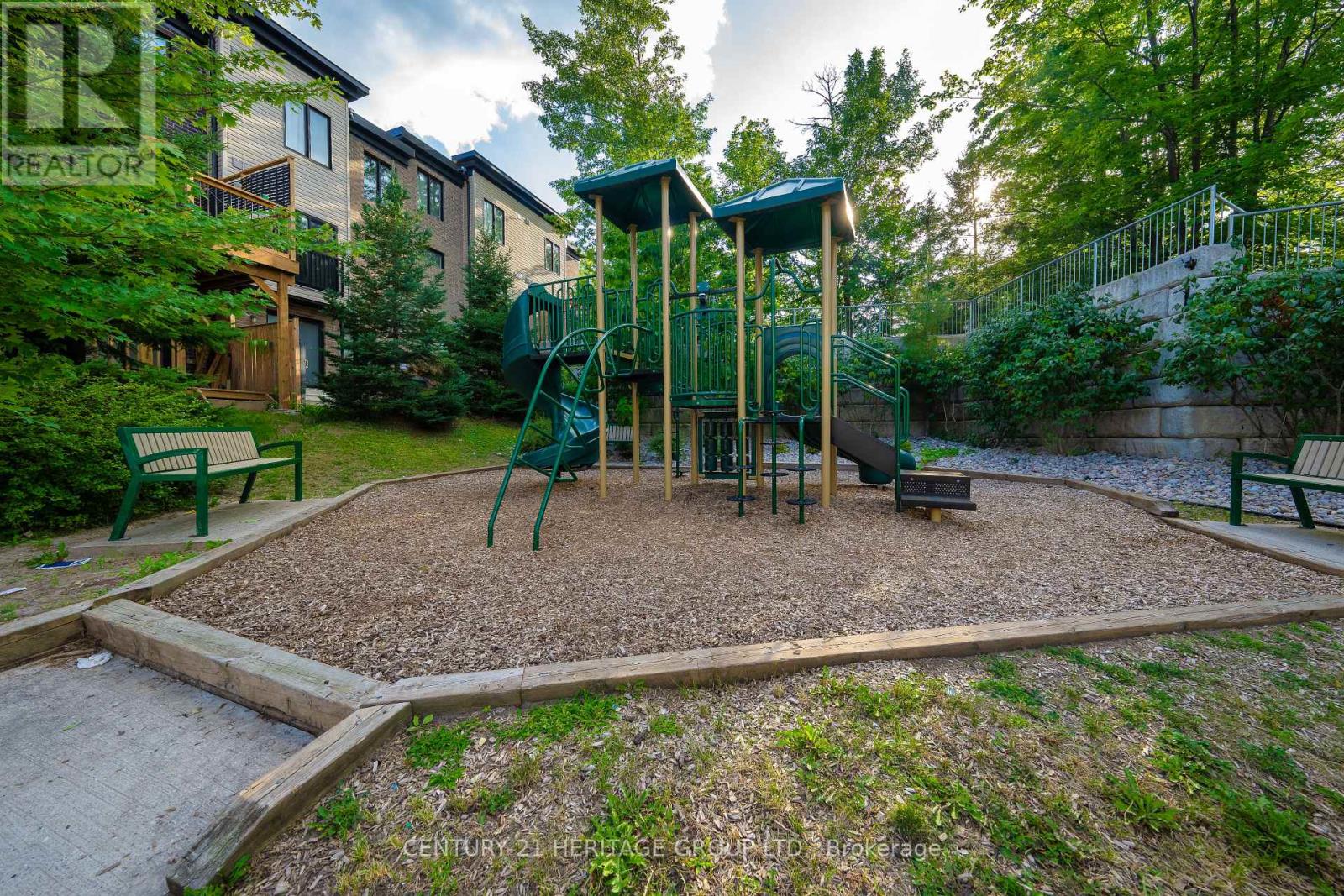 #24 199 ARDAGH ROAD - 33