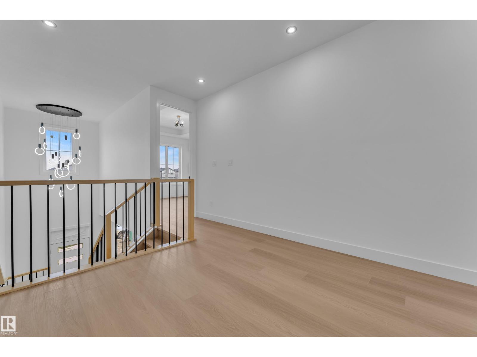 512 Robinson BV - Image 16