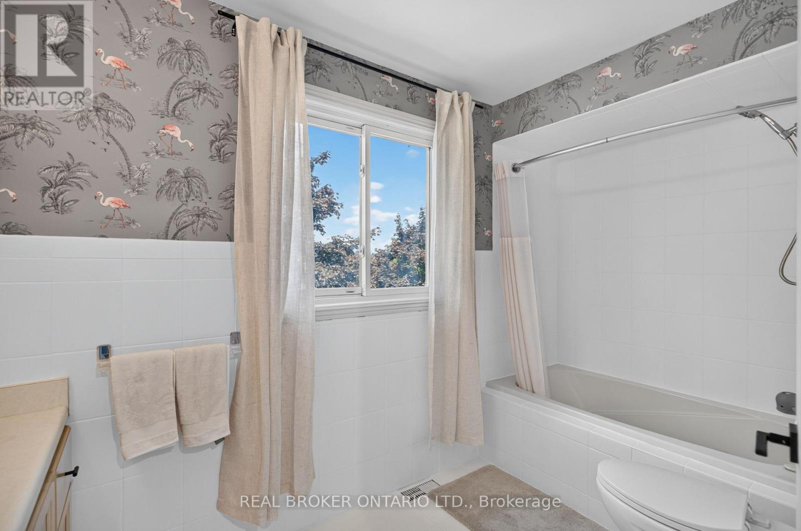 171 GOLFWOOD DRIVE - Image 25