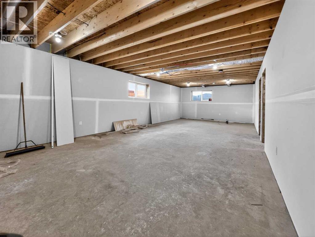 9102 109 St - 19