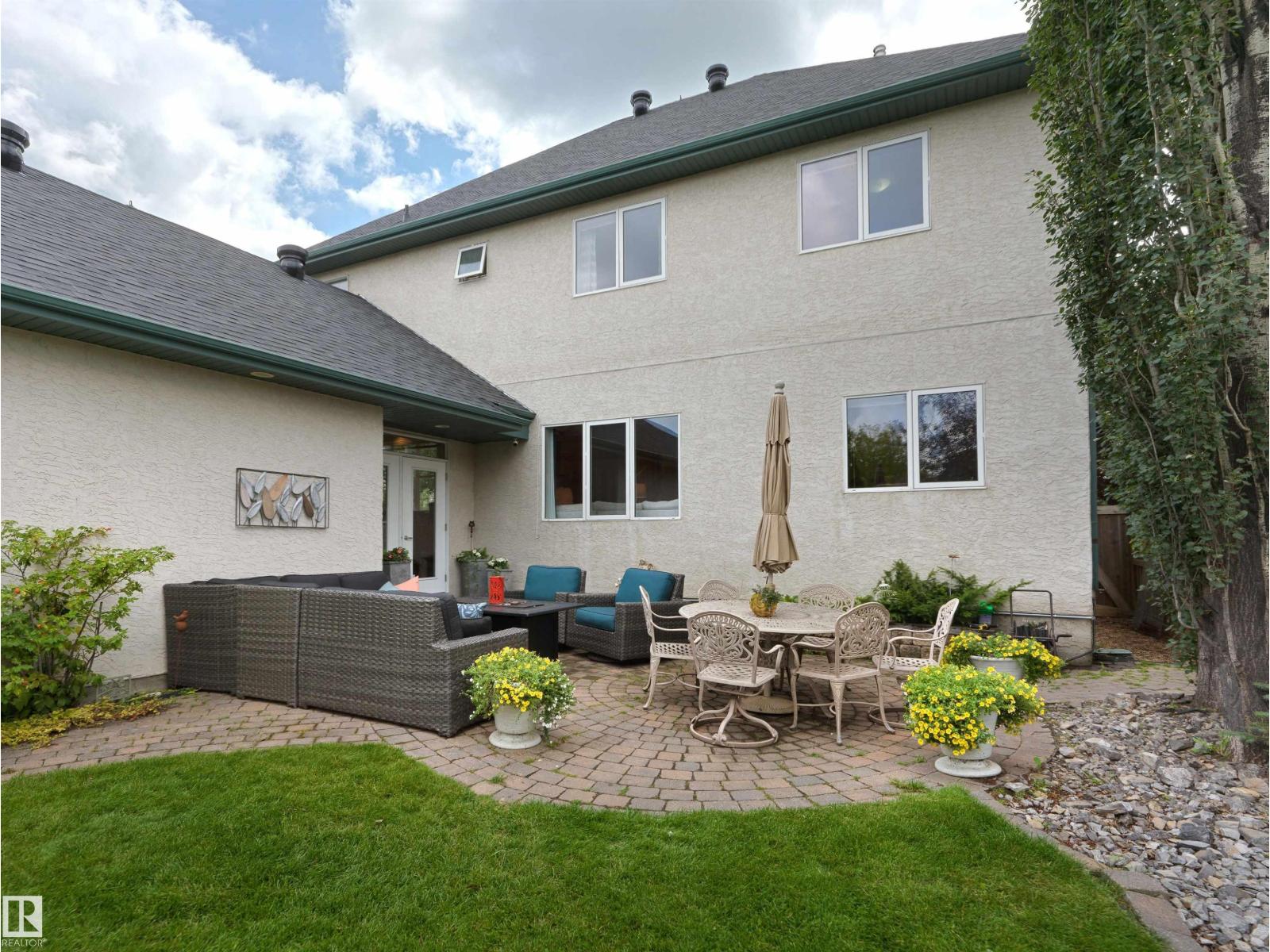 202 SASKATCHEWAN DR S NW - Image 39