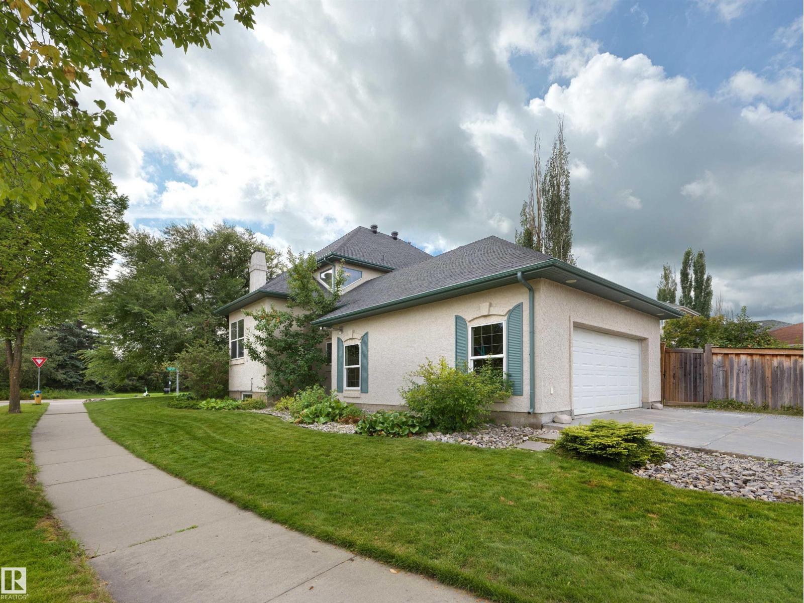 202 SASKATCHEWAN DR S NW - Image 43