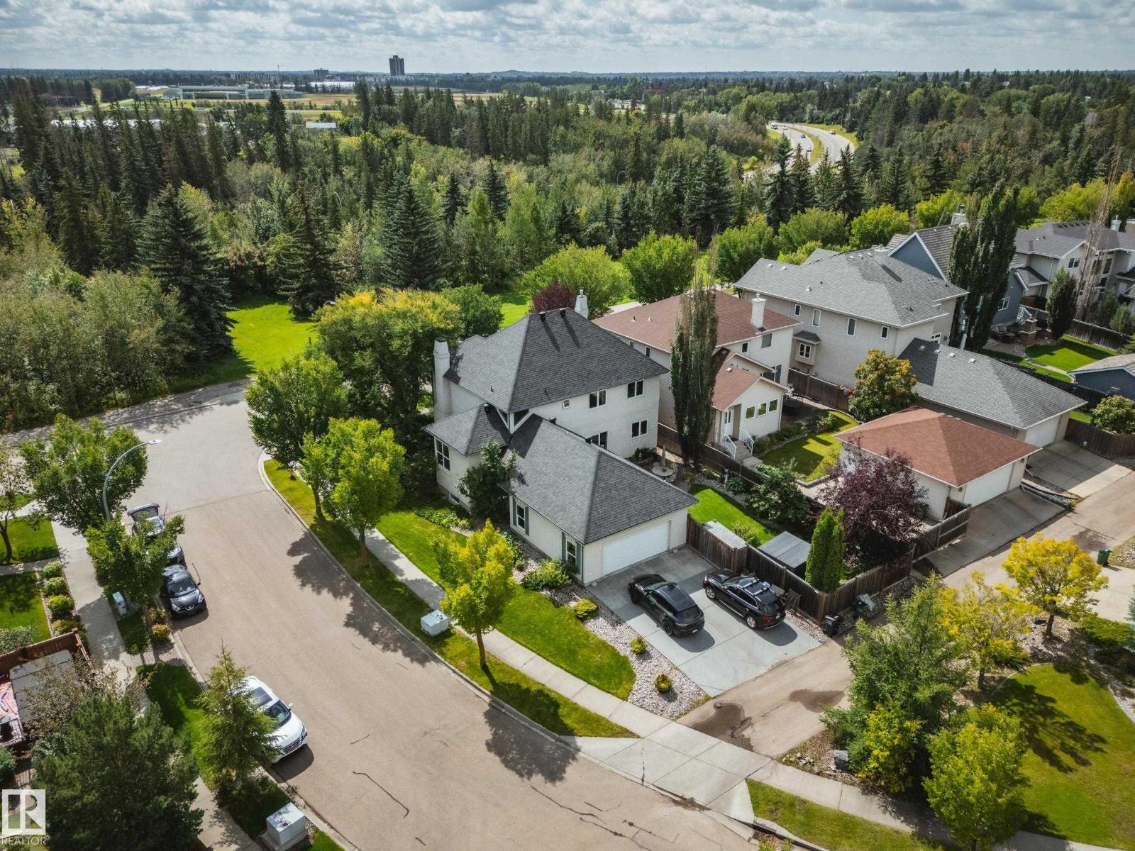202 SASKATCHEWAN DR S NW - Image 51