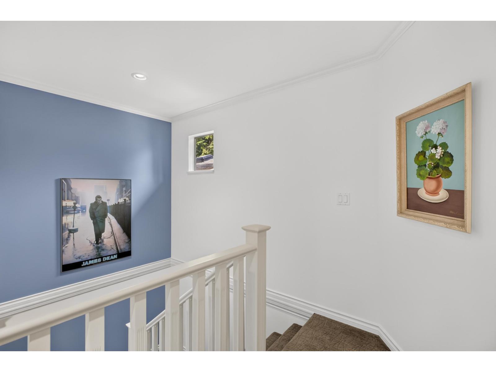 102 12741 16 AVENUE, White Rock