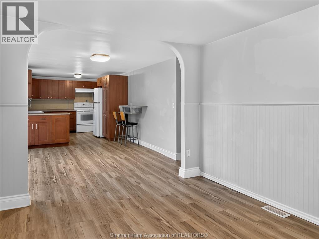 21031 QUEEN STREET - 10
