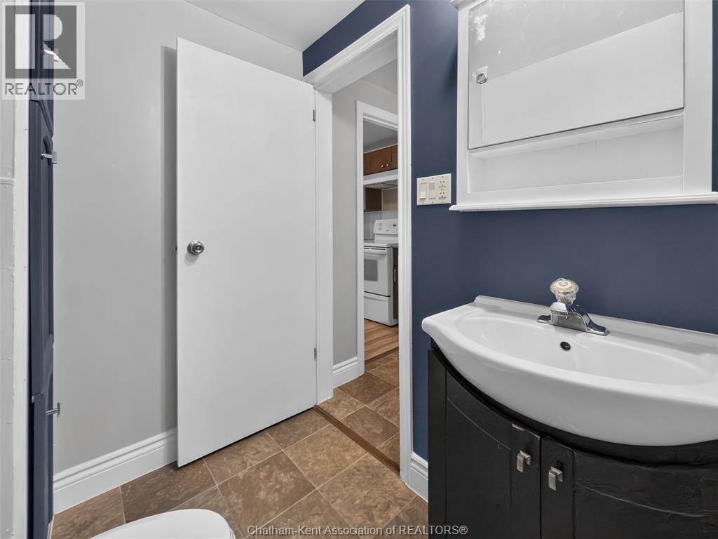 21031 QUEEN STREET - Image 14