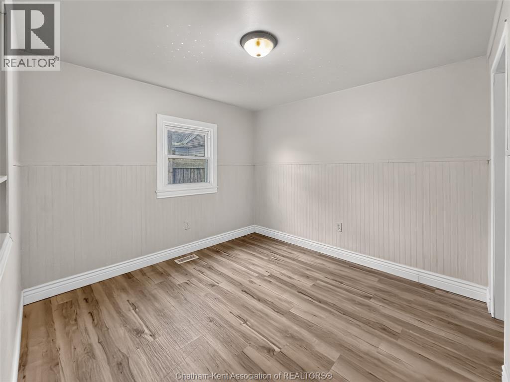 21031 QUEEN STREET - Image 17