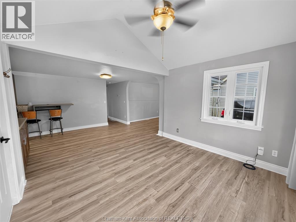 21031 QUEEN STREET - 8