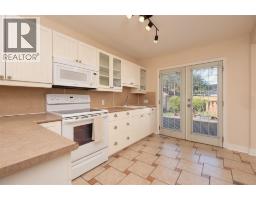 3211 Catalina Crescent, Richmond, BC V7B1E3 Photo 14
