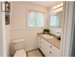 1 - 1052 Cove Road, Muskoka Lakes, ON P0B1M0 Photo 18