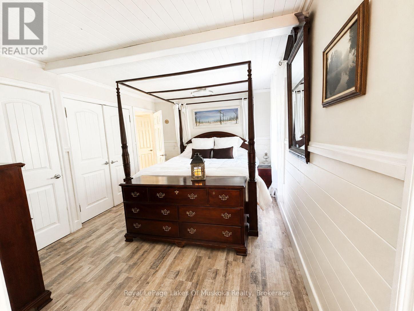 #1 1052 COVE ROAD - Image 16