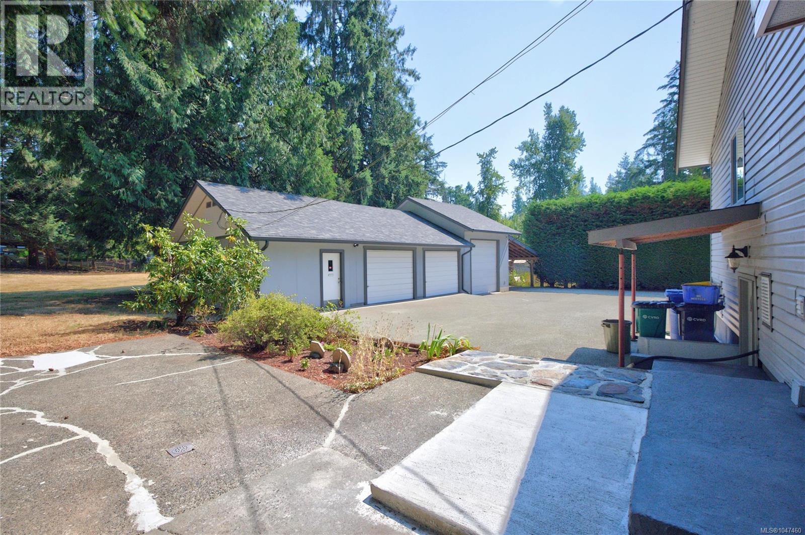 3627 Cedardale Rd - Image 17