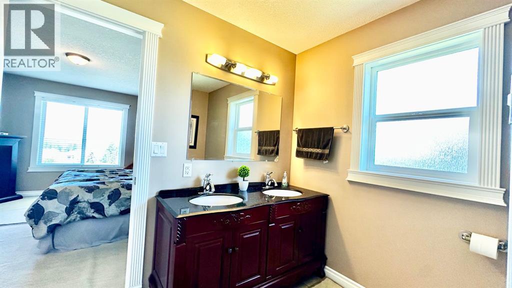 9530 100 Avenue - Image 31