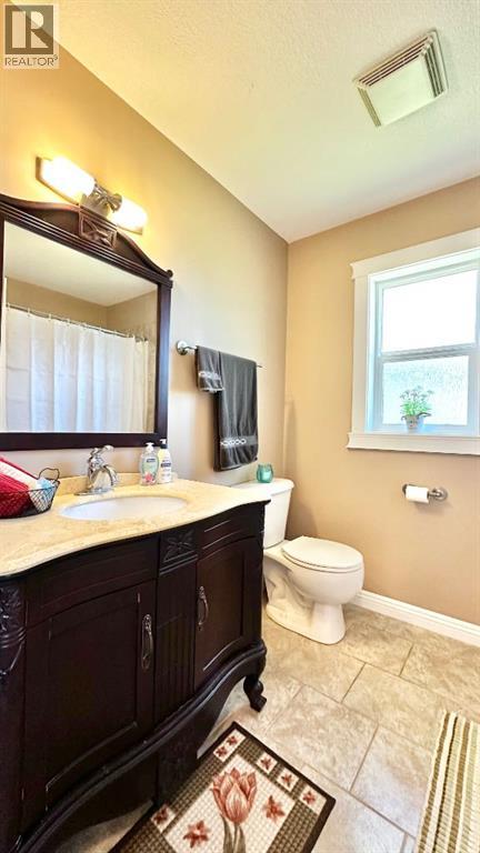 9530 100 Avenue - Image 24