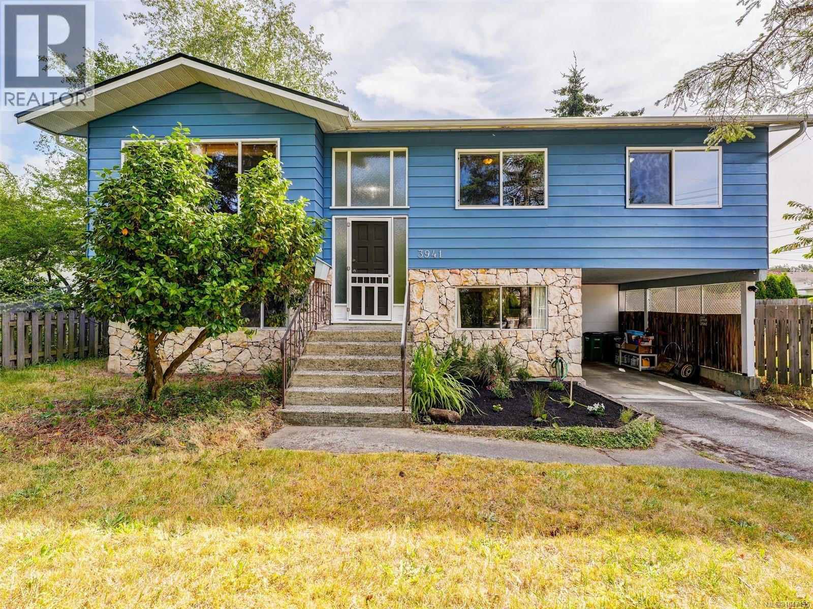  3941 Larchwood Drive, Saanich