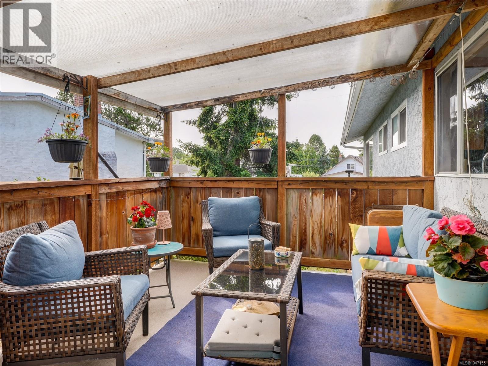 3941 Larchwood Dr - 21