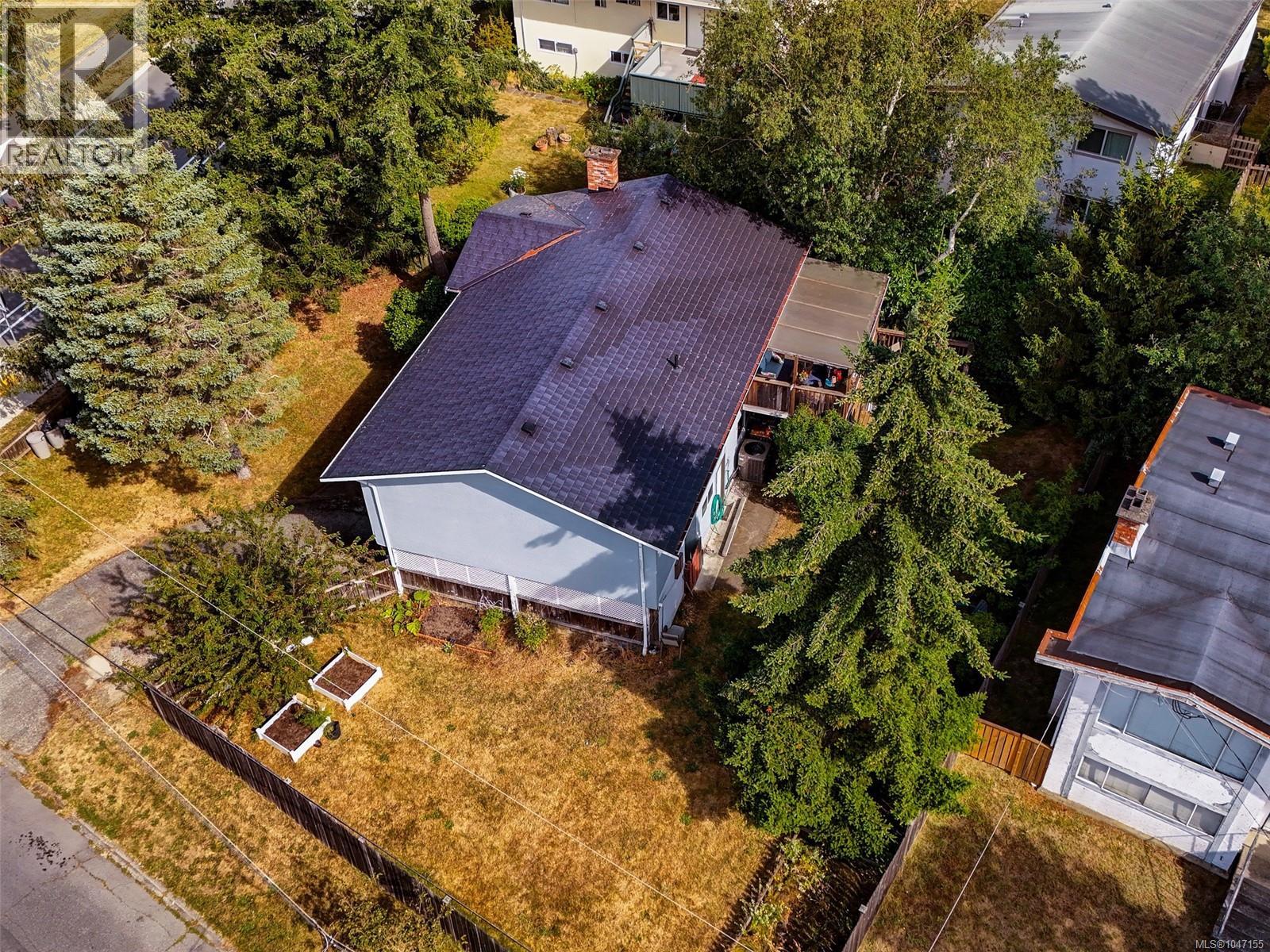 3941 Larchwood Dr - 29