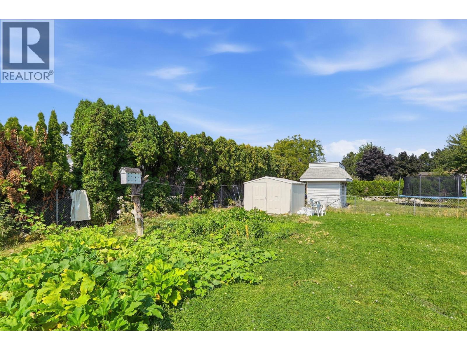 348 Phipps Crescent, Kelowna