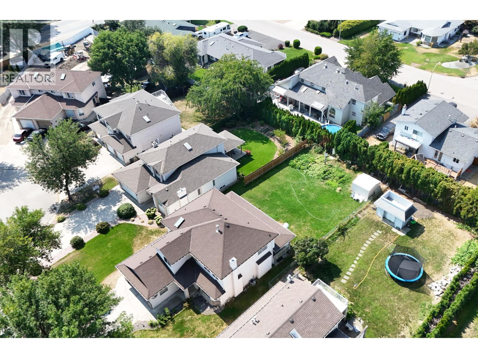 348 Phipps Crescent, Kelowna