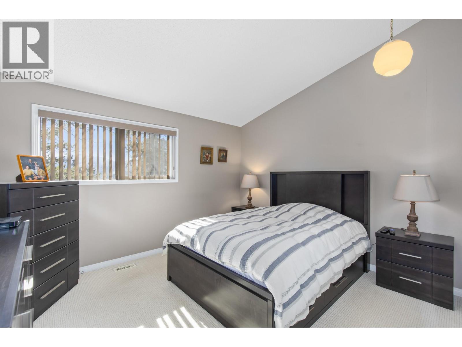 6333 Forest Hill Drive, Peachland