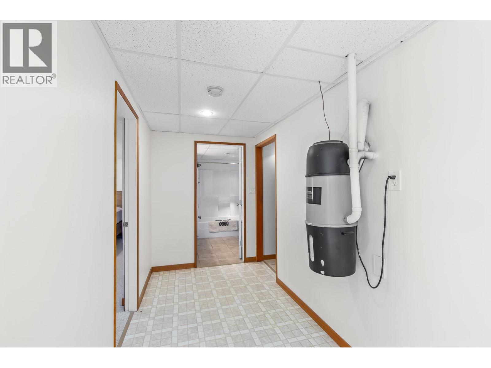 6333 Forest Hill Drive, Peachland