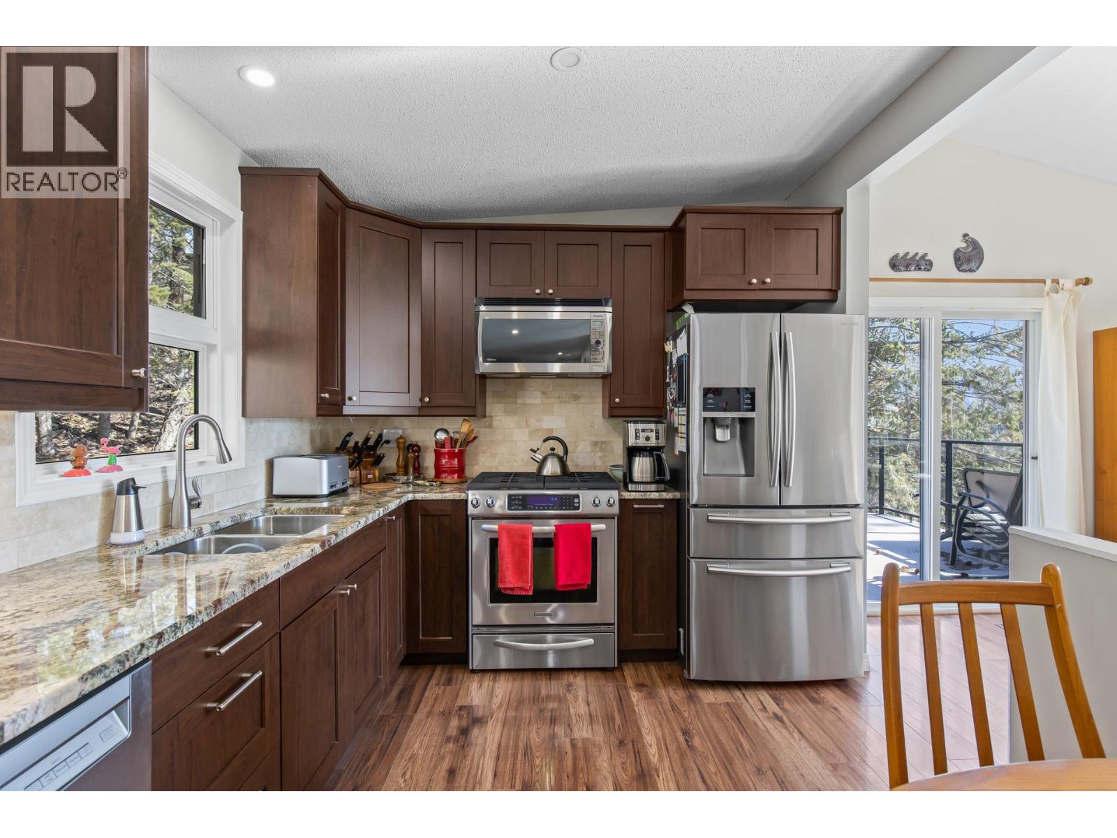 6333 Forest Hill Drive - 3