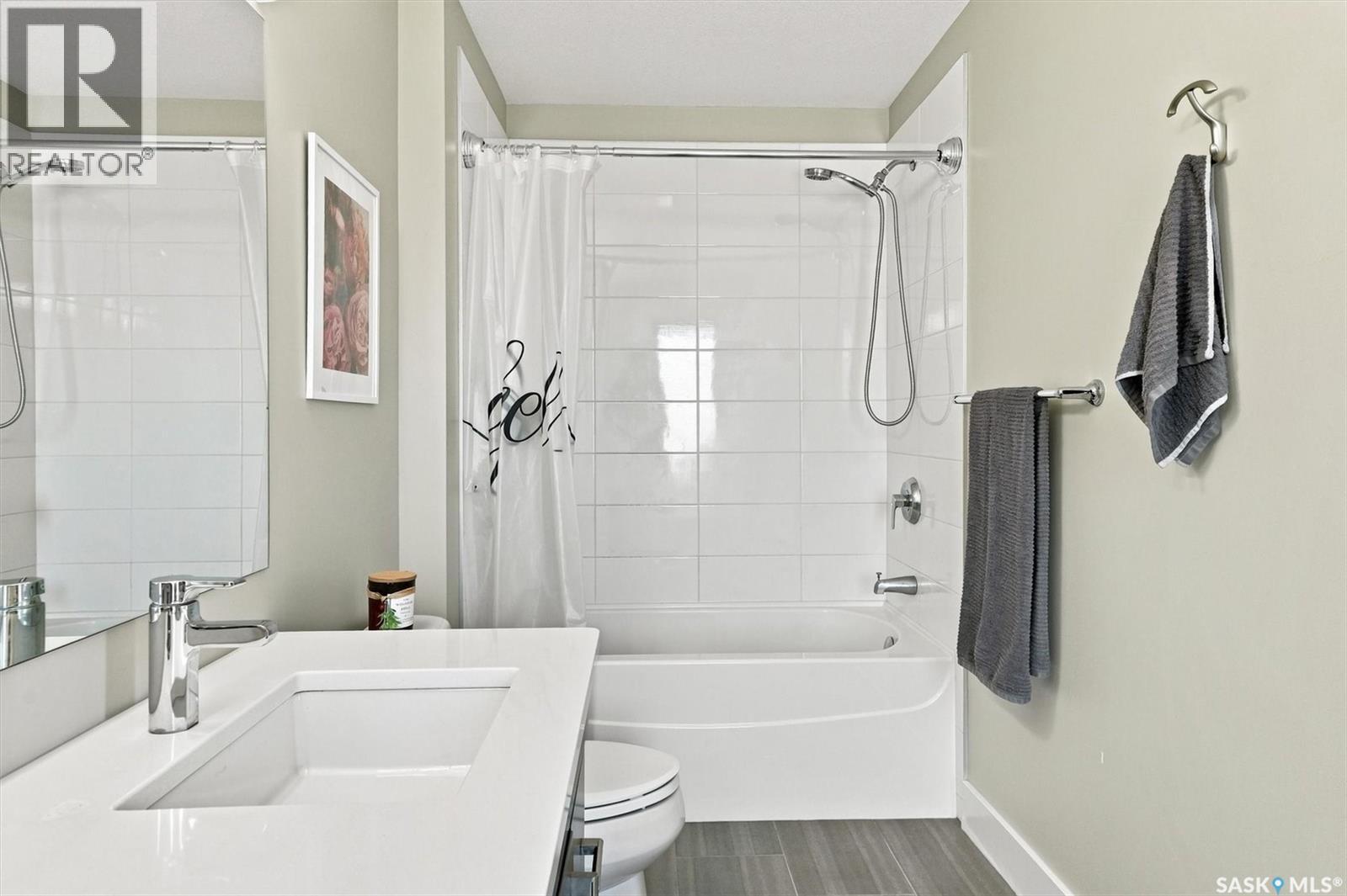 #703 Meadows BOULEVARD - Image 25