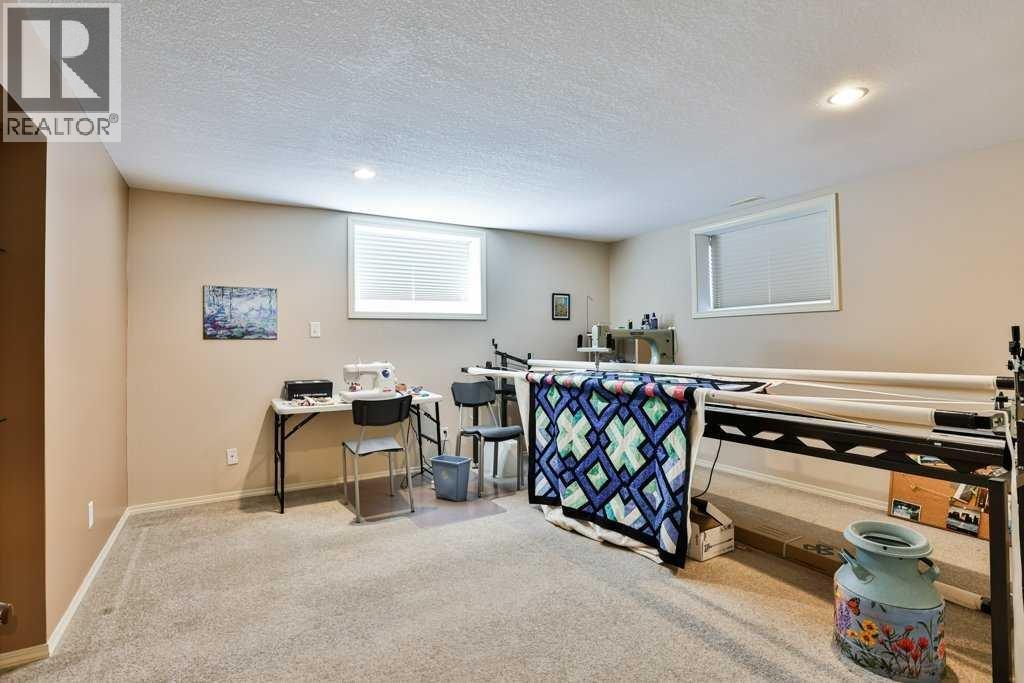 54 Rivercrest Court W - 26