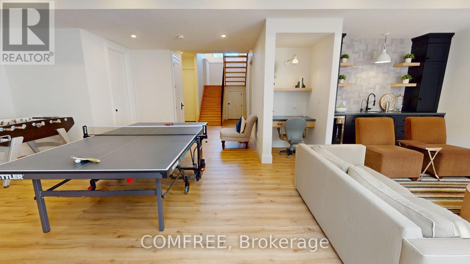 1114 TRUMAN AVENUE - 33