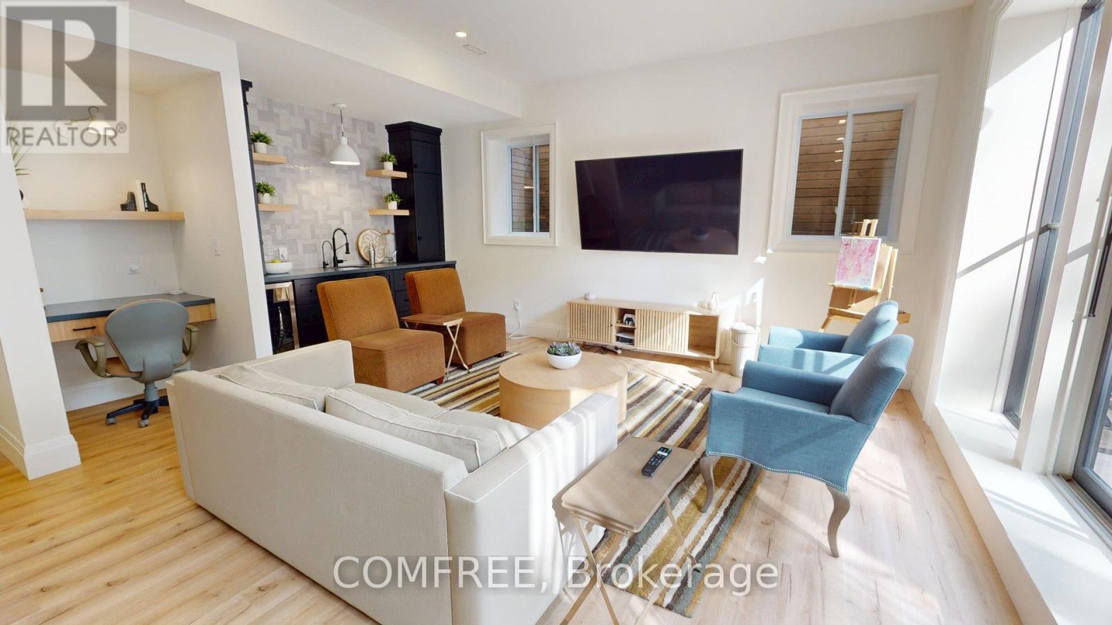 1114 TRUMAN AVENUE - 34