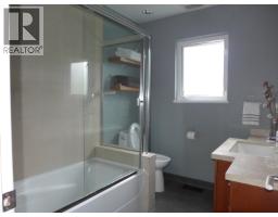 3014 E 14th Avenue, Vancouver, BC V5M2J2 Photo 7