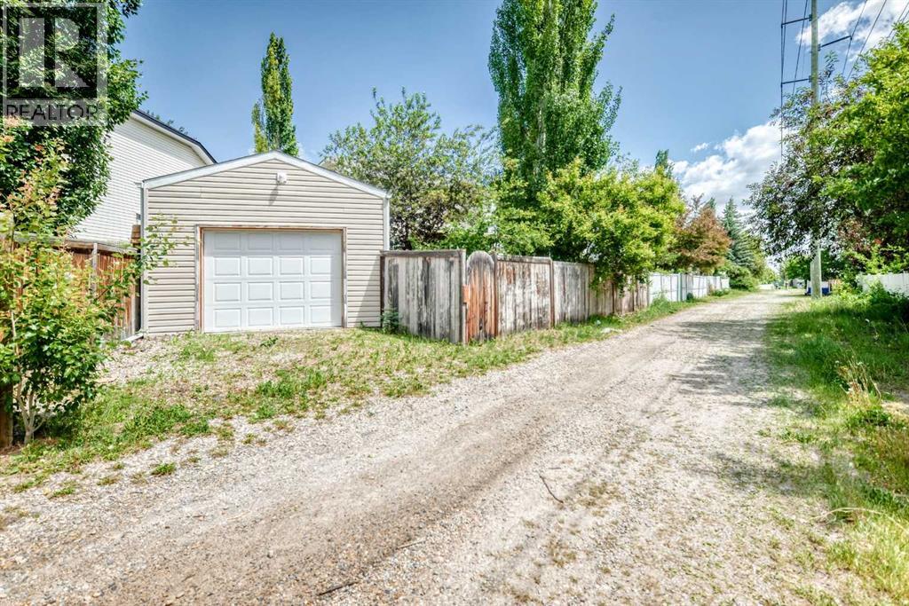 220 Shawbrooke Manor SW - 48