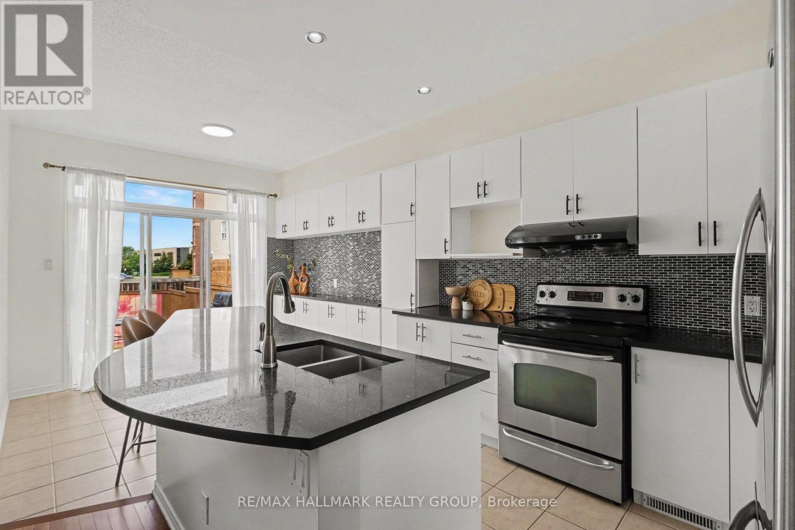 244 CALAVERAS AVENUE - 13