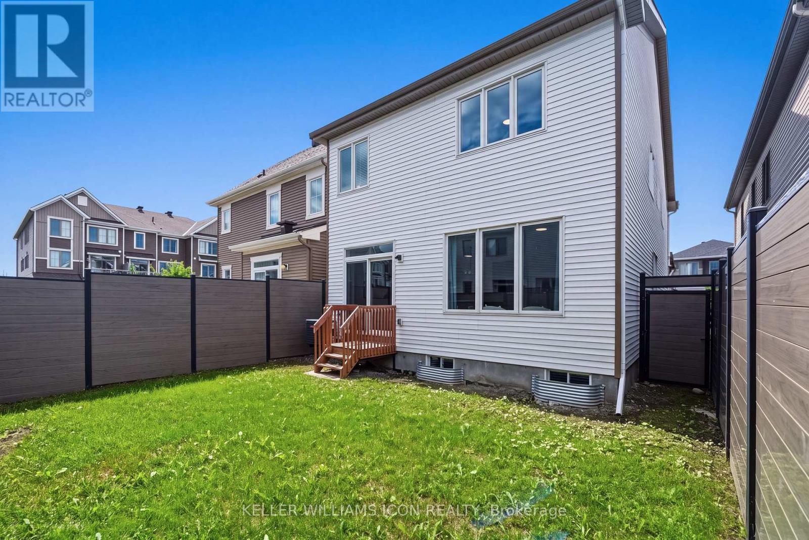 404 APHELION CRESCENT - Image 34