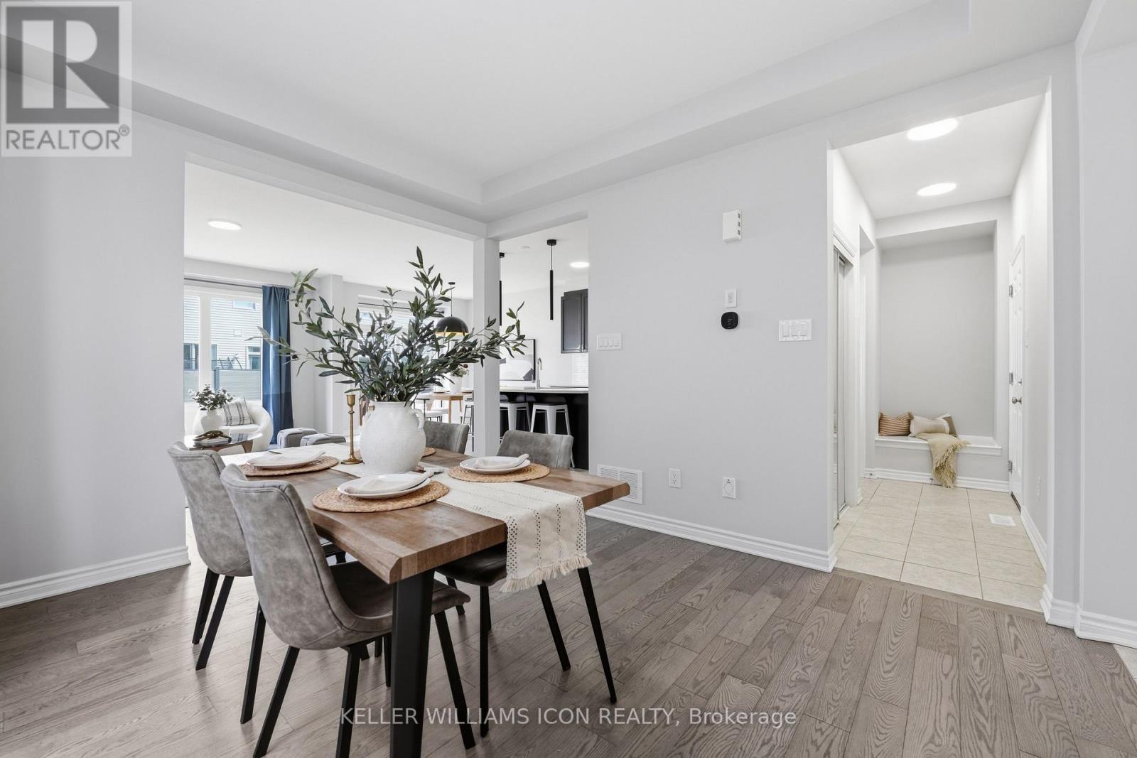 404 APHELION CRESCENT - Image 6