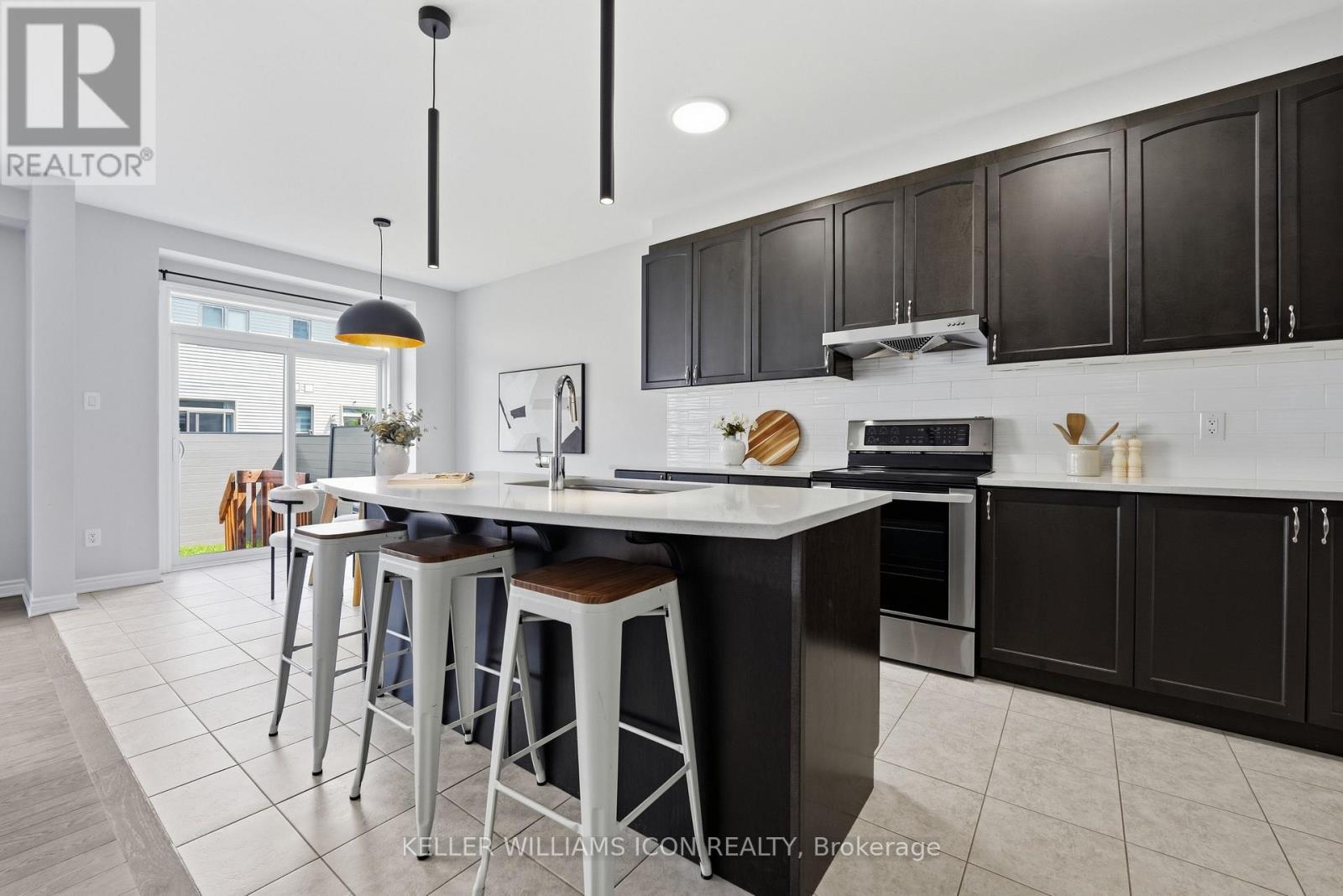 404 APHELION CRESCENT - 9