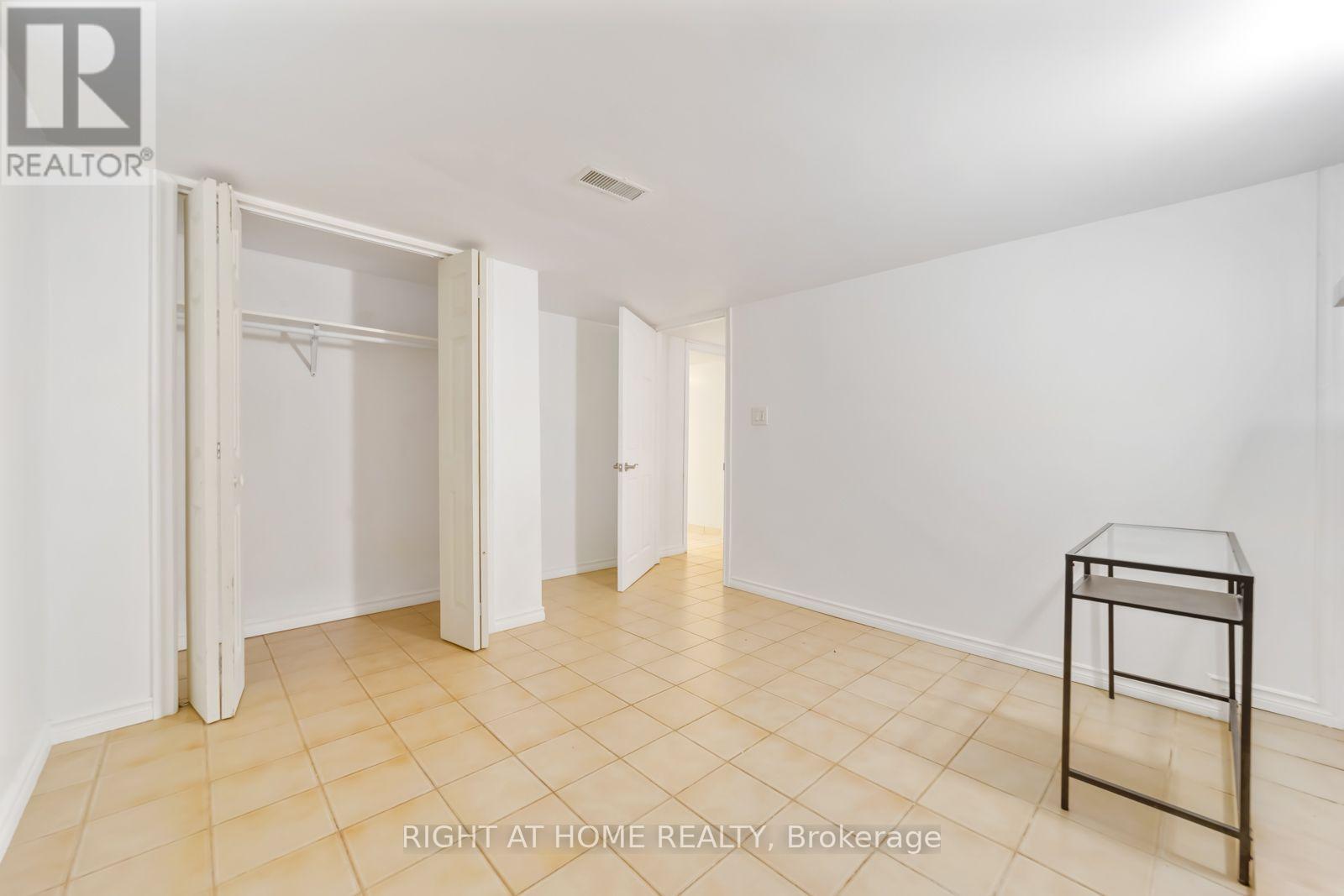 19 MARTORINO DRIVE - Image 28