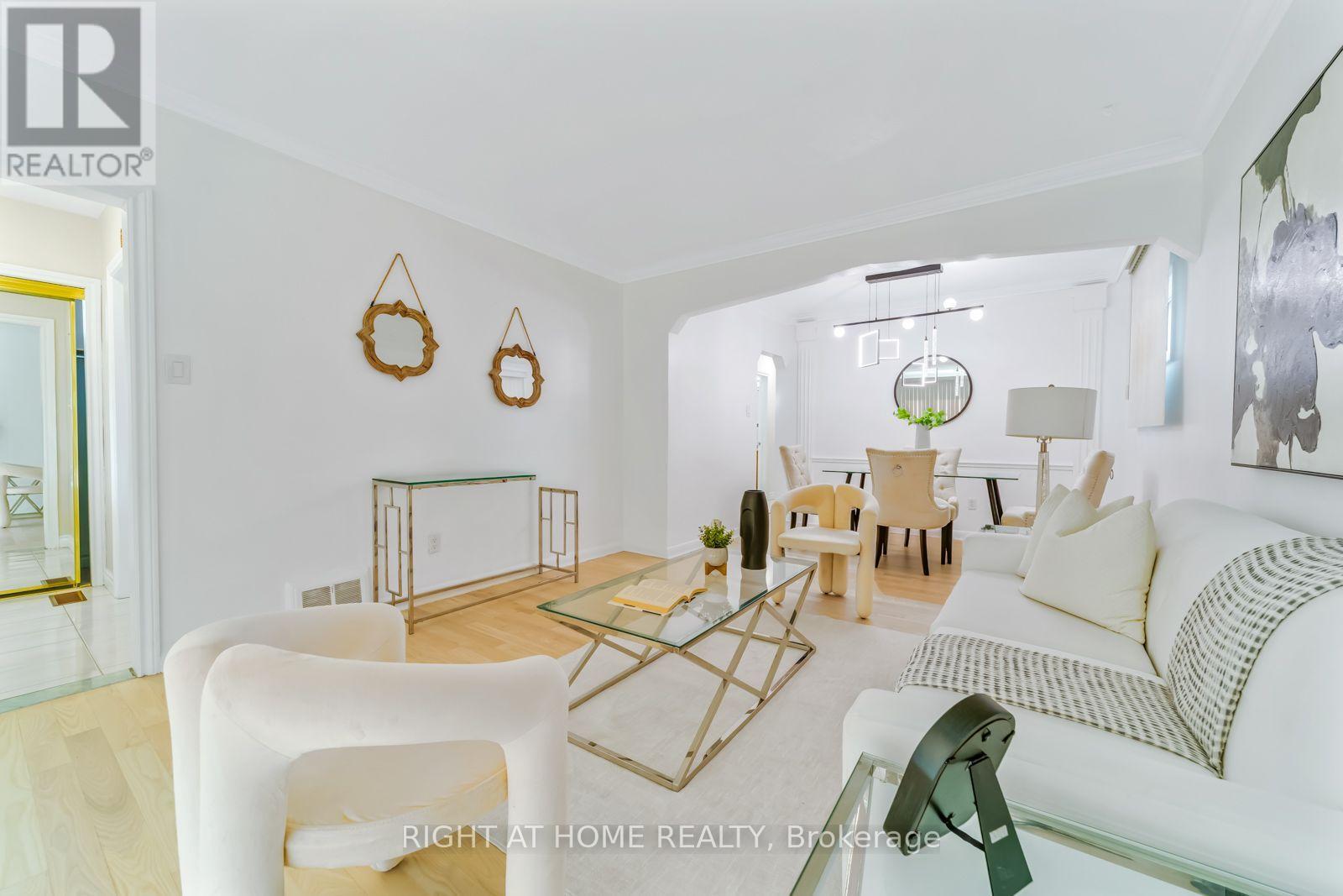 19 MARTORINO DRIVE - 8