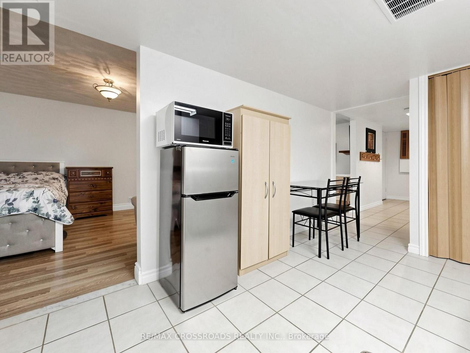 108 ANTHONY LANE - Image 33