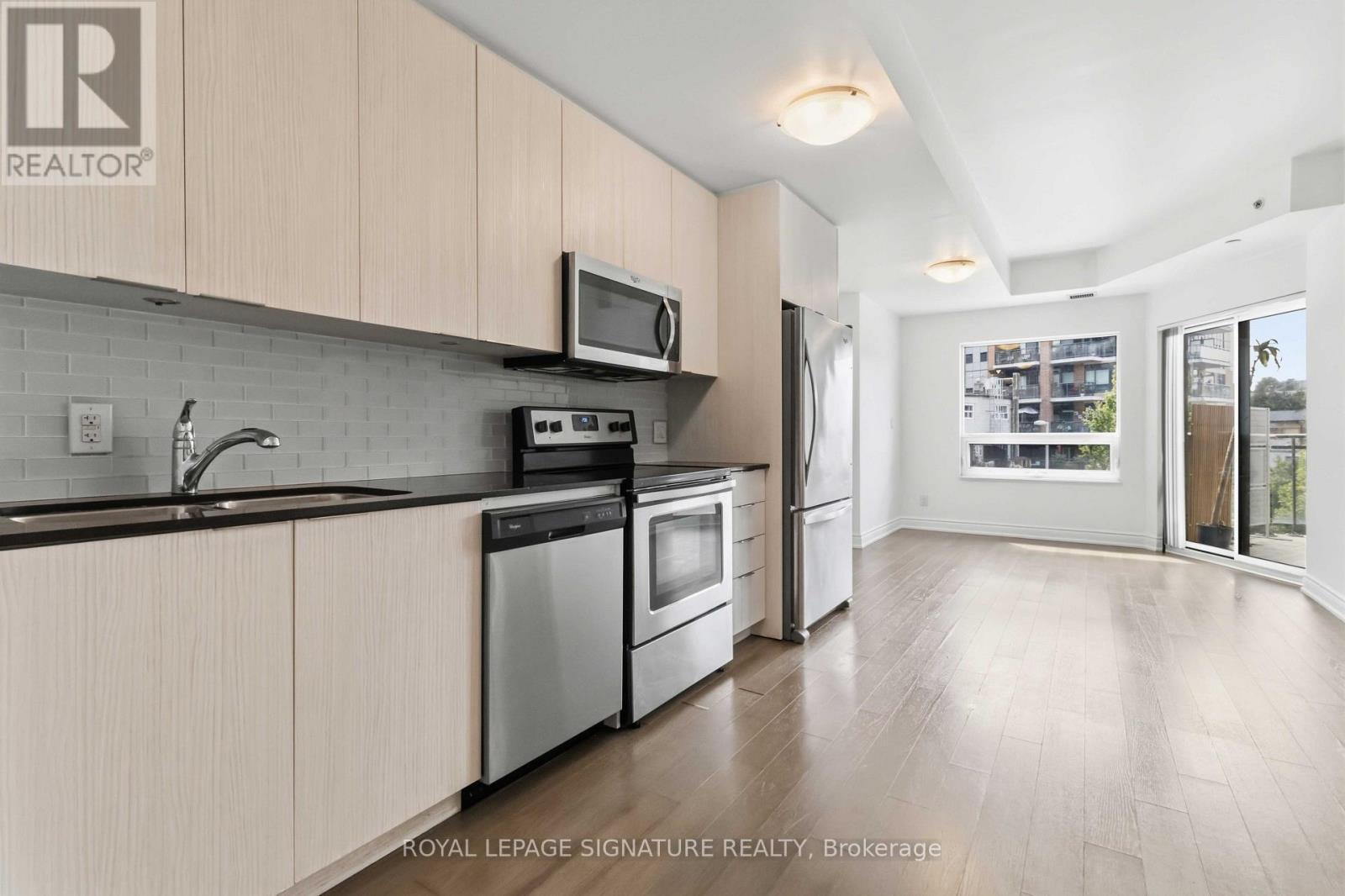 #233 86 WOODBRIDGE AVENUE - 3
