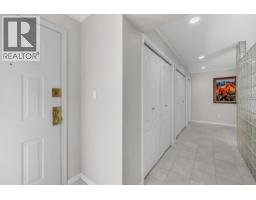 207 1500 Ostler Court, North Vancouver, BC V7G2S2 Photo 9