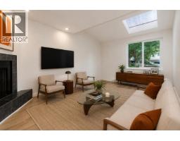 962 E 11th Avenue, Vancouver, BC V5T2E9 Photo 9